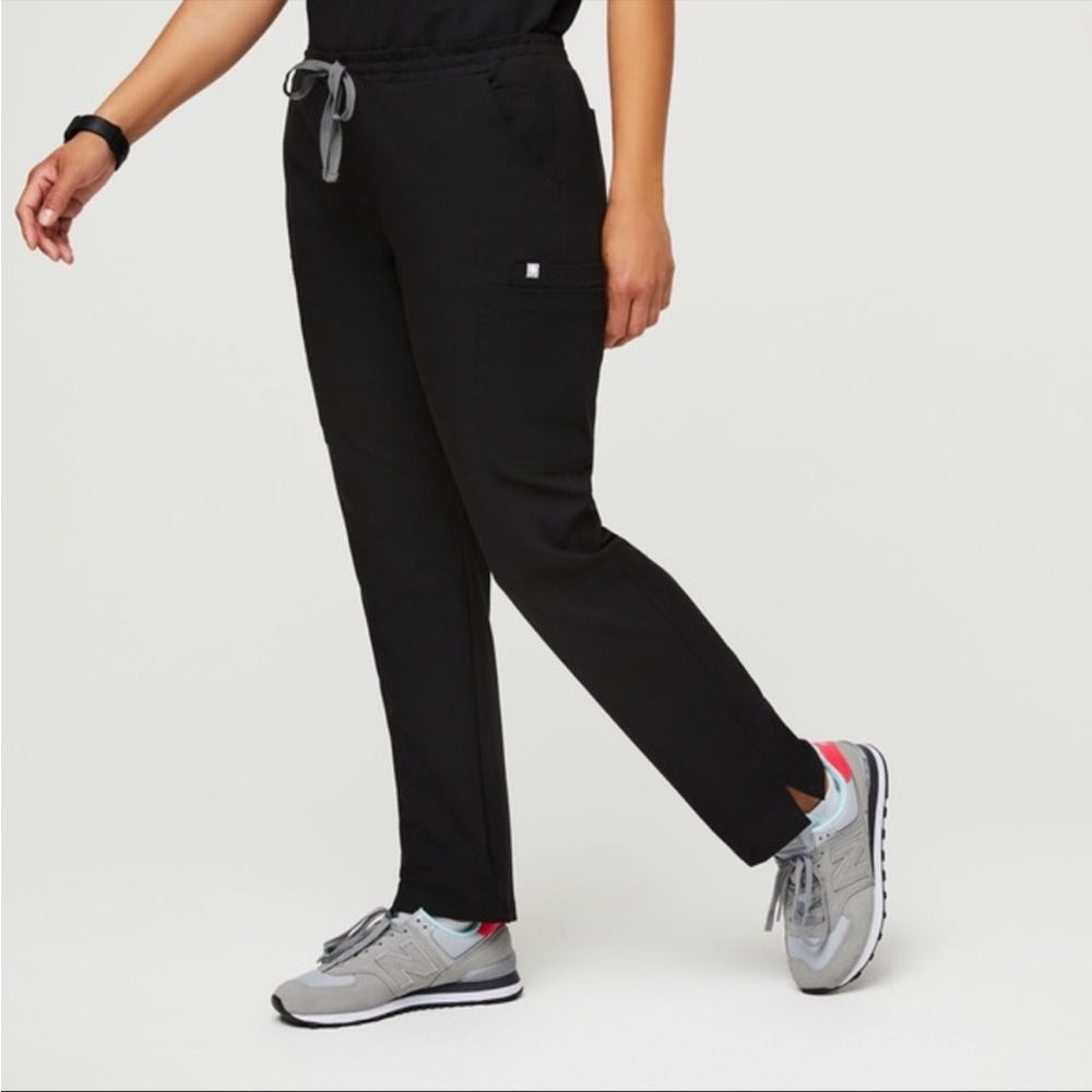 Figs Women's Black Track Joggers